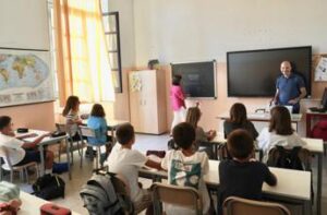 Scuola, Cida-Censis: giudizio positivo su dirigenti per 52,7% italiani in famiglie con figli