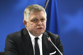 Slovacchia, premier Fico dimesso da ospedale: è a casa