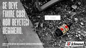 Sostenibilità, spot Ichnusa contro chi sporca e per dire no all’abbandono di vetro nell’ambiente