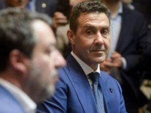 Vannacci contro Salvini: “Io sleale? E’ lui che ha tradito le promesse. Non voglio far fallire Meloni”