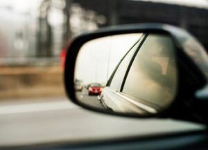 Auto elettriche, l’Ue impone dazi fino al 38,1% su quelle di fabbricazione cinese