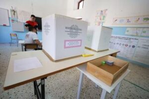 Elezioni europee, seggi aperti fino alle 23: ieri affluenza al 14,64%