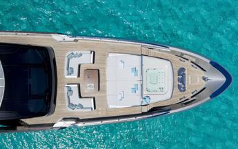 Ferretti Group punta ancora su Jacuzzi® per tre sontuosi superyacht