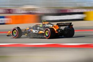Gp Spagna, Norris in pole e Ferrari in terza fila