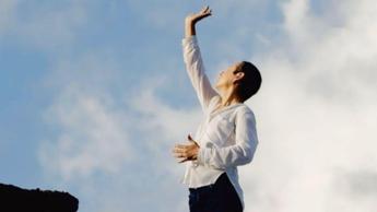 ISRAEL VARELA fuori il nuovo singolo “UBUD”