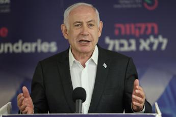 Israele, Netanyahu scioglie il gabinetto di guerra: “Senza Gantz non serve più”