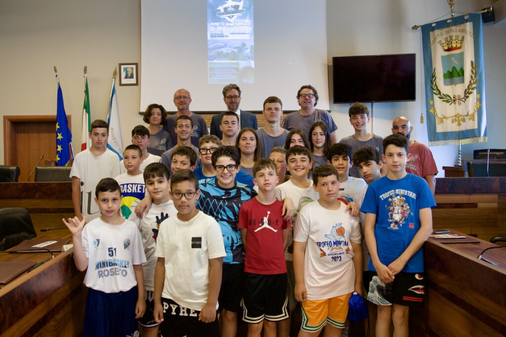 Roseto, al via il “Trofeo Ministars" dedicato al basket giovanile