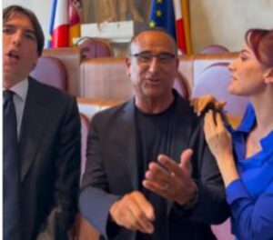 Tim Summer Hits, gag di Onorato con Conti e Delogu – Video