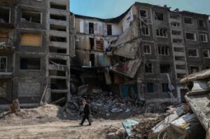 Ucraina, Cremlino: “Putin non rifiuta negoziati, ma no accordi con Zelensky”