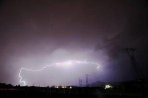 Maltempo, piogge e temporali: allerta arancione in Lombardia, Emilia-Romagna e Toscana