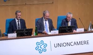 Mare, Urso: “Contribuisce al nostro pil e crea nuove opportunità specie in aree costiere e Sud”