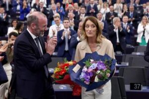 Ue, chi è Roberta Metsola: la maltese di Finlandia che piace a destra e a sinistra