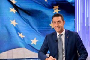 Vannacci vicepresidente dei Patrioti di Orban? Per Rn “un problema”. Ma il generale tira dritto