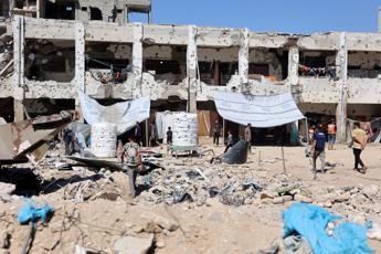 Gaza, Israele presenta nuovo piano su Philadelphi Route. Raid in Libano, 5 morti