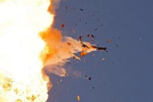 Israele attacca il Libano, la vendetta di Hezbollah: dichiarato stato emergenza