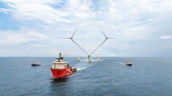 Mingyang’s OceanX Sets Record: World’s Most Powerful Floating Wind Turbine Successfully Sets Sail