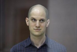Russia, “giornalista Wsj Evan Gershkovich libero oggi: tornerà negli Usa”