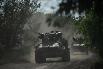 Ucraina, procede avanzata nel Kursk. Russia: “Nato ha aiutato Kiev”