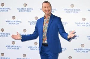 Amadeus sbarca sul Nove e ironizza: “Più facile Inter vinca derby che io ascolti”