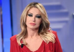 Caso Sangiuliano, Paola Ferrari contro le donne che “approfittano delle debolezze degli uomini di potere”