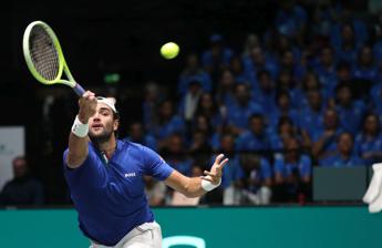 Coppa Davis, Berrettini batte Van de Zandschulp e Italia-Olanda 1-0
