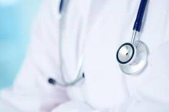 Influenza, medici Roma: “Con ministero Salute invitiamo camici bianchi a vaccinarsi”