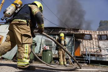 Israele, media: da Netanyahu ordine di ridurre attacchi in Libano