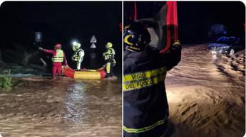 Maltempo in Toscana, dispersi bimbo di 5 mesi e la nonna: ricerche in corso