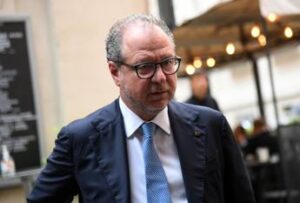 Referendum sulla cittadinanza? Per Mulè è a rischio ammissione: “È propositivo e la nostra Costituzione lo esclude”