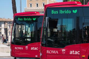 Roma e biglietti bus a 2 euro, l’appello al sindaco: “Misura iniqua”