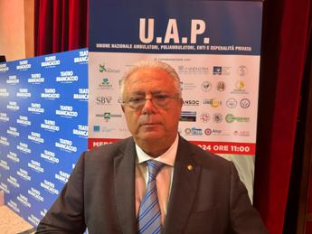 Sanità, medici Roma: “Analisi nelle farmacie? Sì purché autorizzate”