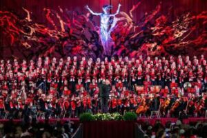 Concerto Con i Poveri 2024: unica data italiana di Hans Zimmer, il 7 dicembre con Mons. Marco Frisina, il Compositore Dario Vero e la violoncellista candidata Grammy Tina Guo