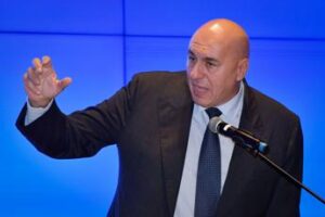 Crosetto: “Siamo in Libano e ci rimaniamo, Italia non prende ordini da nessuno”