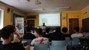 Giornata delle Riparazioni: quasi 4mila smartphone salvati Lombardia in testa per i check-up gratuiti