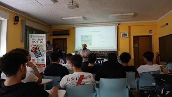 Giornata delle Riparazioni: quasi 4mila smartphone salvati Lombardia in testa per i check-up gratuiti