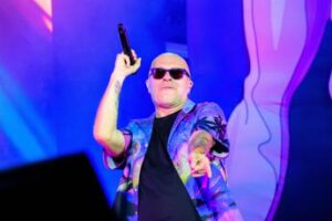 Max Pezzali non si ferma mai: nel 2025 la sua festa arriva all’Autodromo di Imola