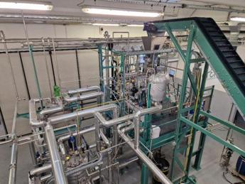 Schneider Electric collabora con GR3N per vincere le sfide del riciclo della plastica e favorire la circolarità nel settore chimico