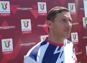 Totti di nuovo in campo? Per legale “ok ma al minimo salariale più bonus”