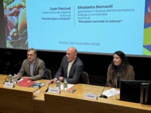 Alimentazione, veterinario Pascual: “Uomo onnivoro da 2,6 milioni di anni”