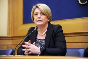 Calderone: “Da premio ‘Donne Amiche della Terra’ attenzione particolare a donne”