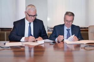 Confindustria e Federmanager firmano rinnovo Ccnl 2025-2027 dirigenti
