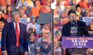Elon Musk e la retromarcia: “Decide tutto Trump”