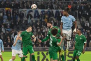 Europa League, la traversa frena la Lazio e finisce 0-0 con il Ludogorets