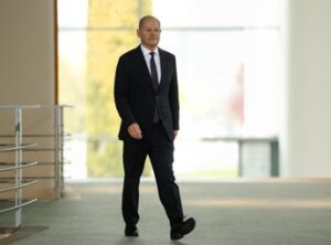 Germania, governo Scholz in bilico: “Voto di fiducia a gennaio”