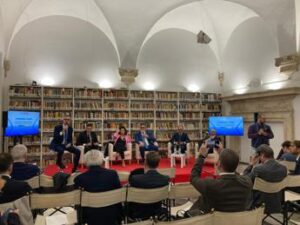 Malattia renale cronica, Loreto Gesualdo presidente FISM: “Estendere il progetto pilota del Policlinico di Bari a tutti i lavoratori delle Aziende Sanitarie a livello nazionale”