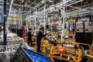 Pil accelera, Giorgetti: “L’Italia fa meglio di altri in Europa”