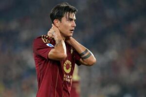 Roma, caos allenatore. Dybala in vacanza in Toscana?