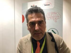 Sclerosi multipla, neurologo Filippi: “Diagnosi e terapie precoci evitano disabilità”