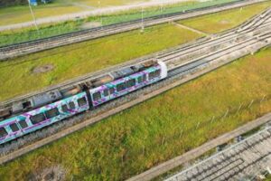 YARDA: l’Arte in movimento di JOYS trasforma il deposito Metro di Brescia in un Museo Urbano a cielo aperto