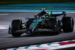 Formula 1, Alonso: “Nel 2025 duello Ferrari-McLaren, ci divertiremo”